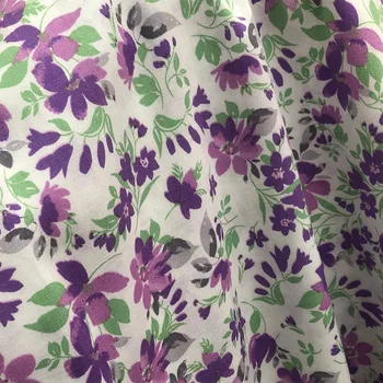 Летняя тонкая цветочная ткань из вискозы с цифровой печатью для пошива пижамных платьев 100*145 см 1