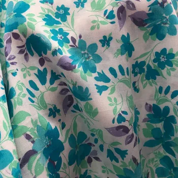 Летняя тонкая цветочная ткань из вискозы с цифровой печатью для пошива пижамных платьев 100*145 см 3