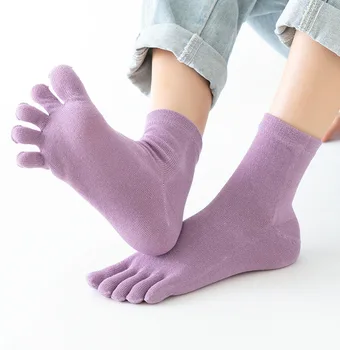 Однотонные хлопчатобумажные носки с пятью пальцами, серые, черные носки средней длины, женские носки, осень-зима, теплые дышащие носки с пятью пальцами,